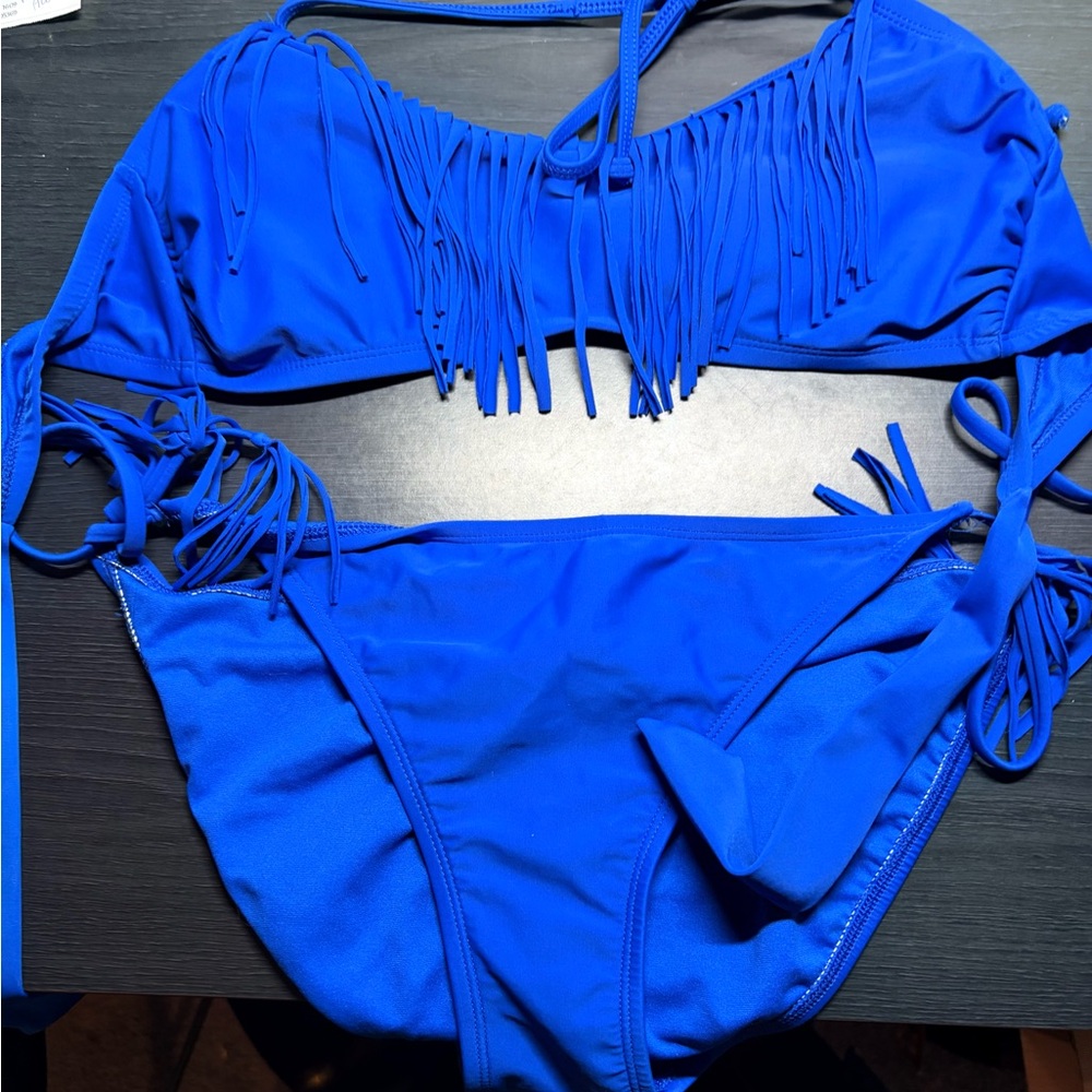 Ladies Xhilaration Blue Fringe 2 Piece Bathing Suit Sz. Large